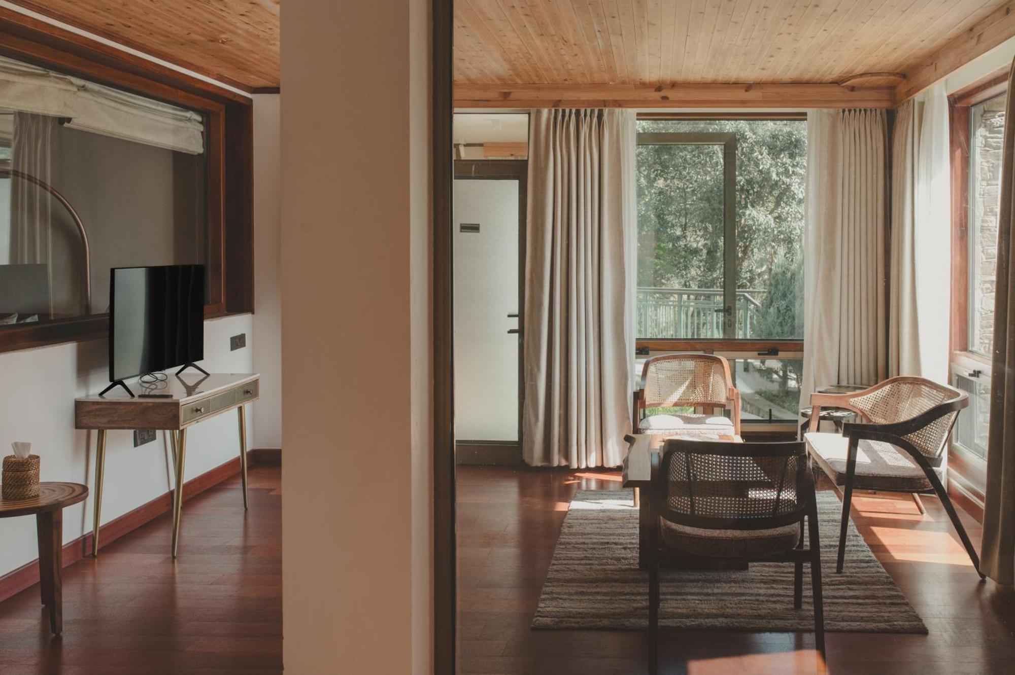 Brij Atmanya Bhowali, Nainital, A Luxury Mountain Escape エクステリア 写真